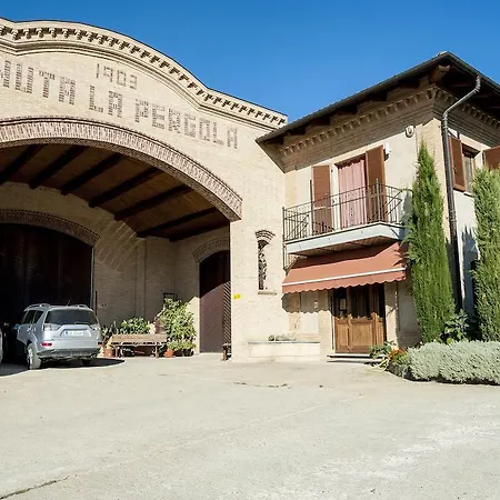 Tenuta La Pergola * Cisterna d'Asti
