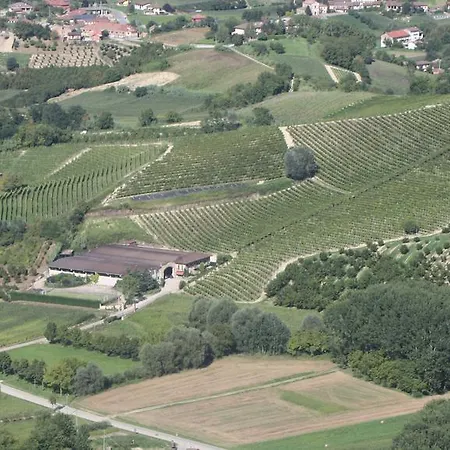 Tenuta La Pergola Фермерский дом *